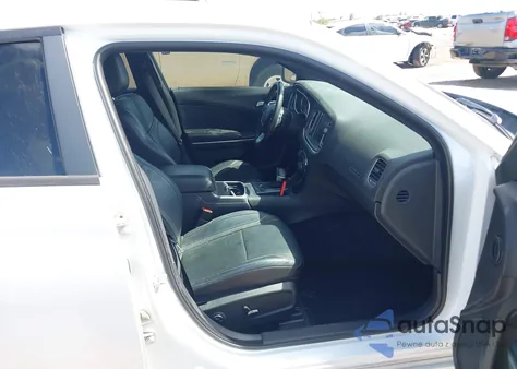 2016 Dodge Charger Sxt z USA, uszkodzony, nr VIN 2C3CDXHG7GH205529